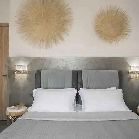 Canova Boutique Villa *