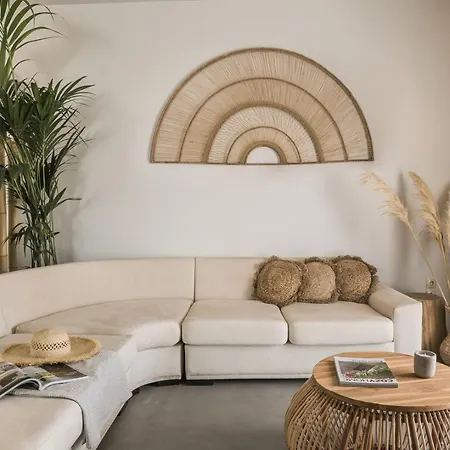 Canova Boutique